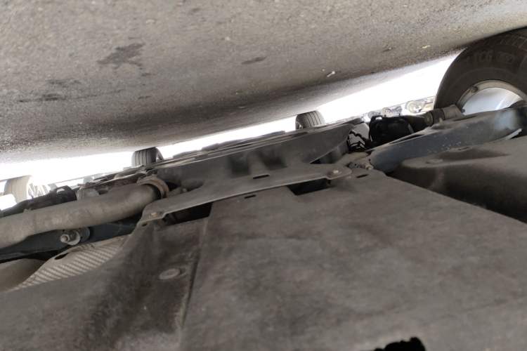 Used Chrysler Grand Voyager PHEV 2018 3.6L Plug-in Hybrid Chassis Rear