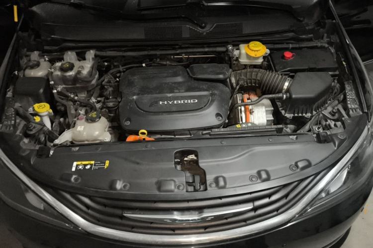 Used Chrysler Grand Voyager PHEV 2018 3.6L Plug-in Hybrid Engine Bay