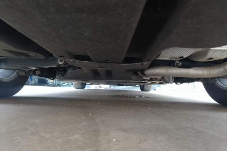 Used Chrysler Grand Voyager PHEV 2019 3.6L Plug-in Hybrid Chassis Rear