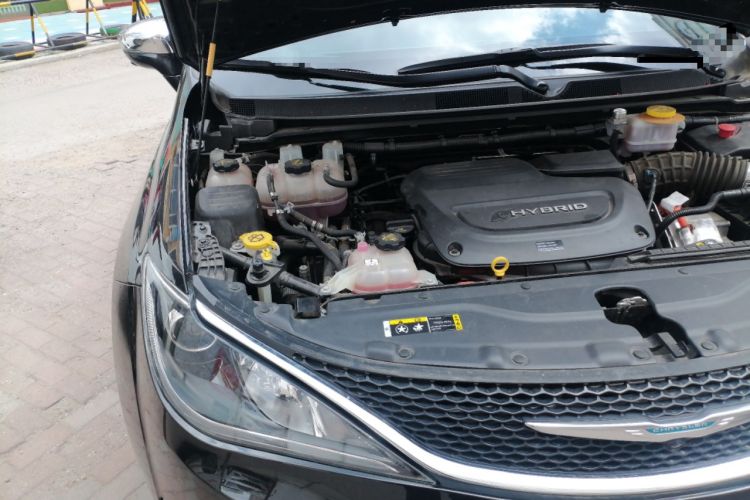 Used Chrysler Grand Voyager PHEV 2019 3.6L Plug-in Hybrid Engine Bay Right