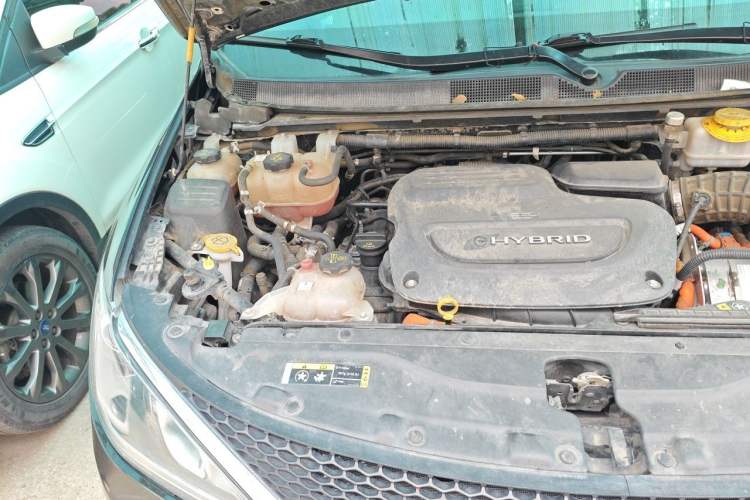 Used Chrysler Grand Voyager PHEV 2019 3.6L Plug-in Hybrid Engine Bay Right