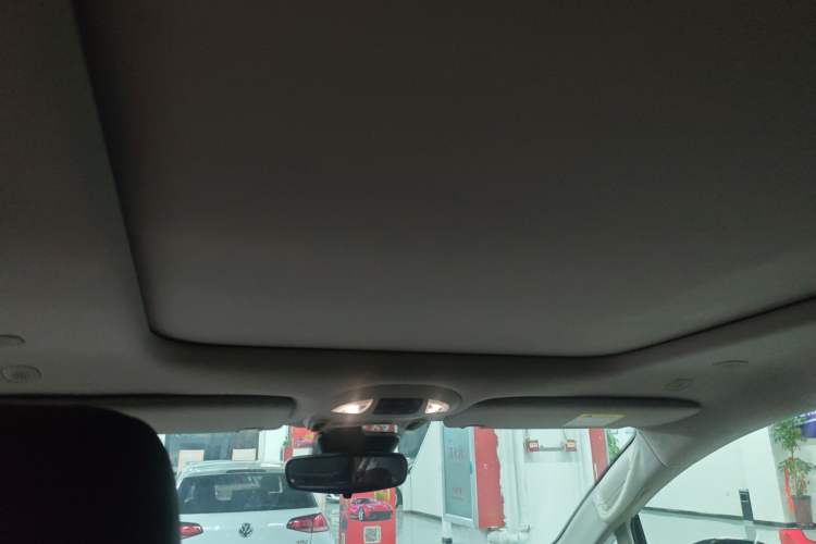 Used Chrysler Grand Voyager PHEV 2019 3.6L Plug-in Hybrid Headliner