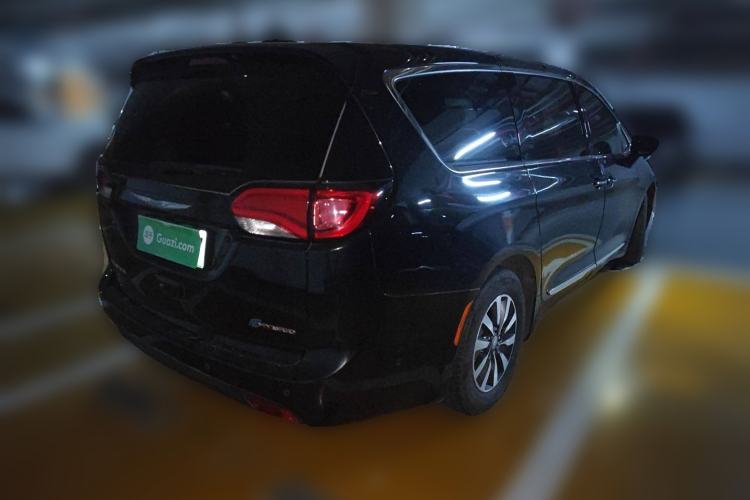 Used Chrysler Grand Voyager PHEV 2019 3.6L Plug-in Hybrid Rear Right 45 Deg
