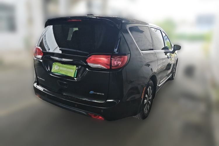 Used Chrysler Grand Voyager PHEV 2019 3.6L Plug-in Hybrid Rear Right 45 Deg