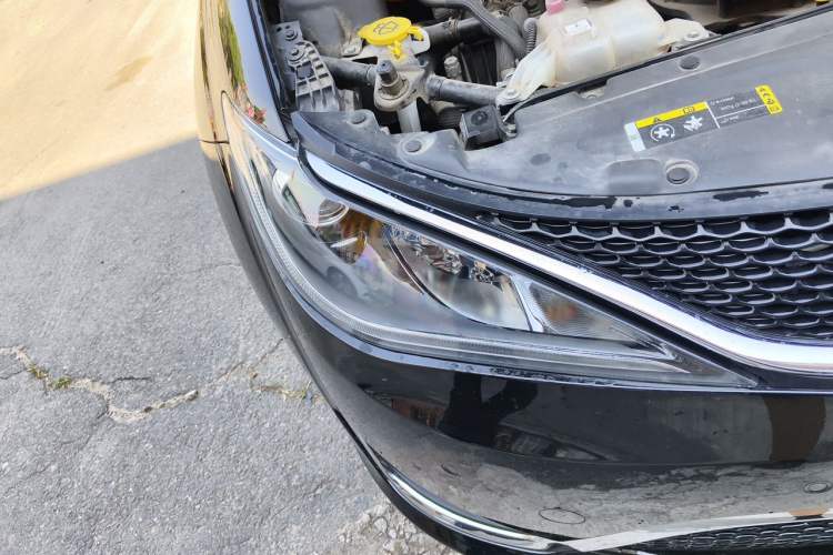 Used Chrysler Grand Voyager PHEV 2019 3.6L Plug-in Hybrid Right Front Headlight