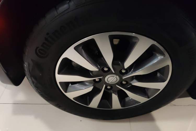 Used Chrysler Grand Voyager PHEV 2019 3.6L Plug-in Hybrid Right Rear Wheel Hub