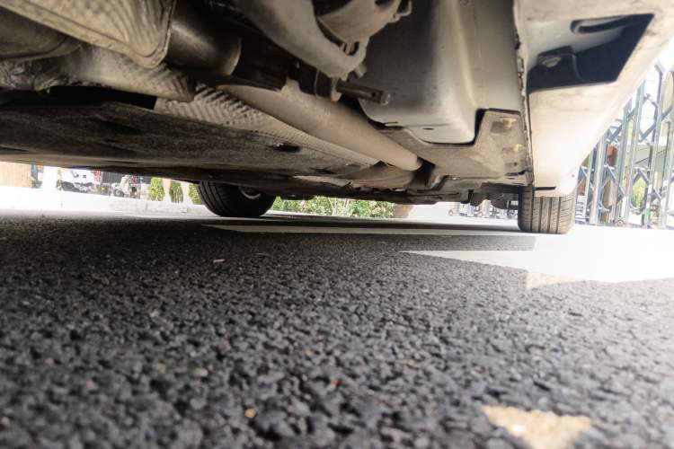 Used Chrysler Grand Voyager PHEV 2019 3.6L Plug-in Hybrid Chassis Rear Right