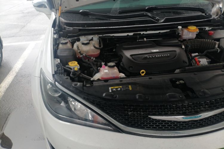 Used Chrysler Grand Voyager PHEV 2019 3.6L Plug-in Hybrid Engine Bay Right