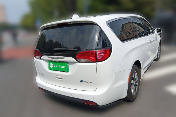 Used Chrysler Grand Voyager PHEV 2019 3.6L Plug-in Hybrid Rear Right 45 Deg