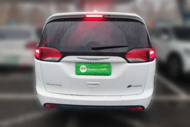Used Chrysler Grand Voyager PHEV 2019 3.6L Plug-in Hybrid Rear