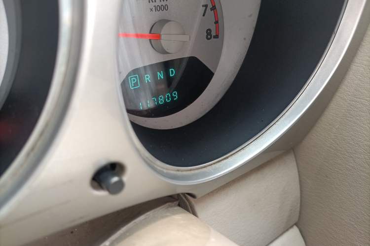 Used Chrysler PT Cruiser 2007 2.4 Odometer Close Up