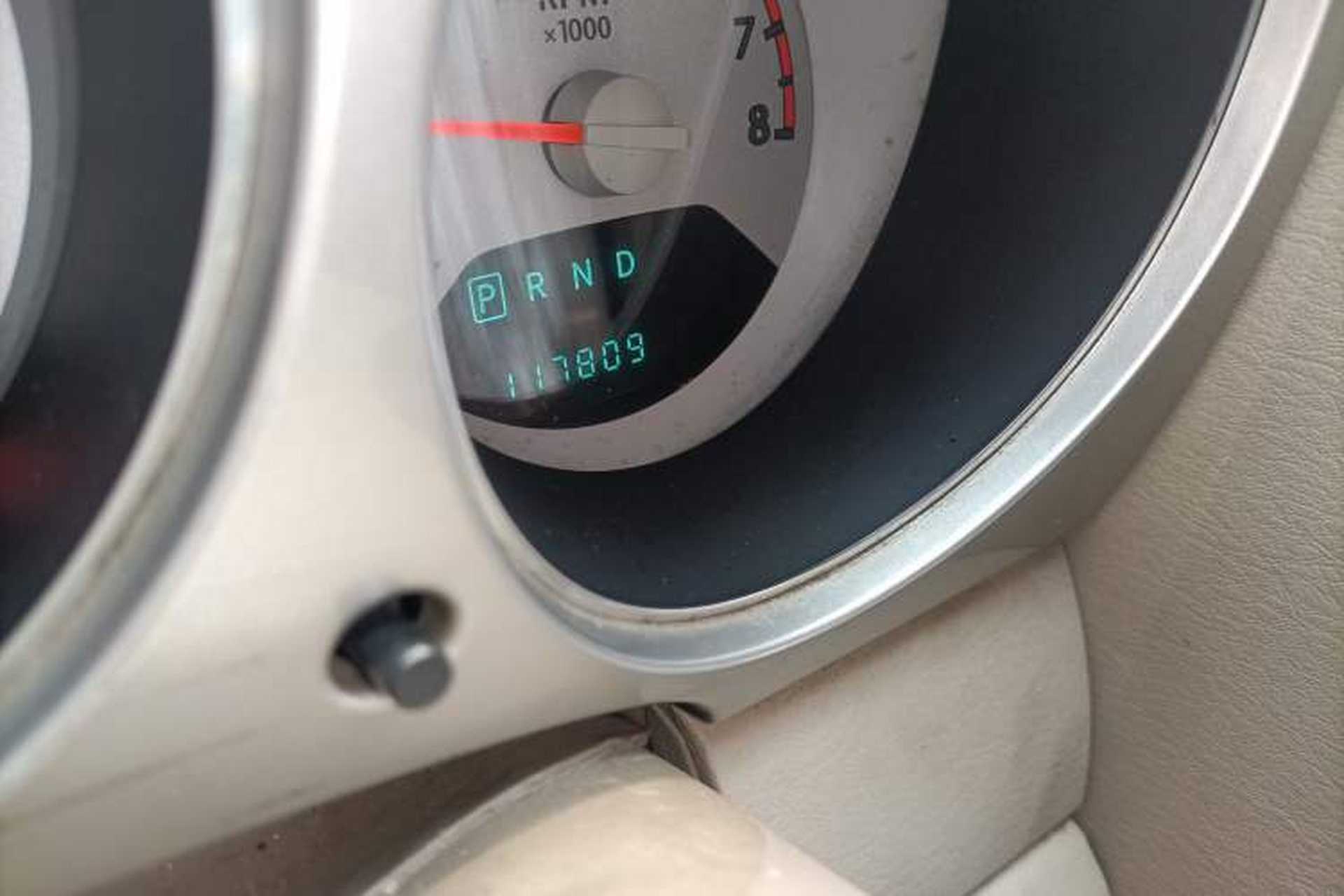 Used Chrysler PT Cruiser 2007 2.4 Odometer Close Up