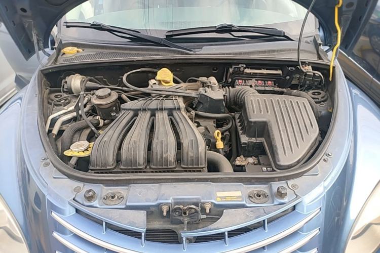Used Chrysler PT Cruiser 2007 2.4 Engine Bay