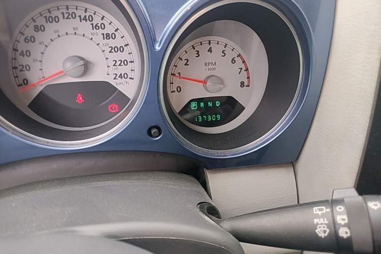 Used Chrysler PT Cruiser 2007 2.4 Odometer Close Up