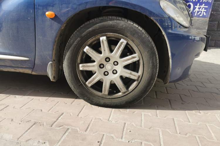 Used Chrysler PT Cruiser 2007 2.4 Right Front Wheel Hub