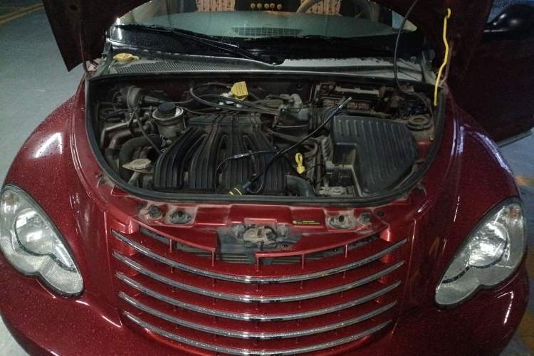 Used Chrysler PT Cruiser 2007 2.4 Engine Bay