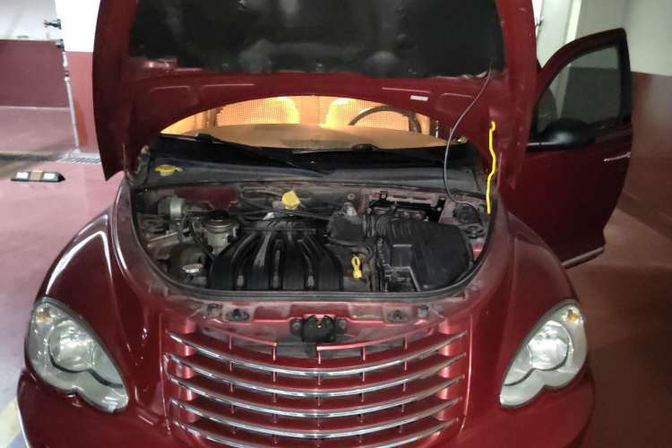 Used Chrysler PT Cruiser 2007 2.4 Engine Bay