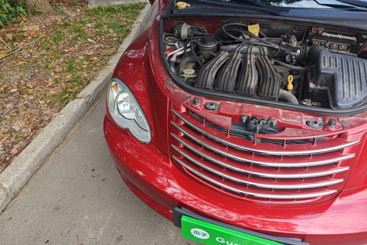 Used Chrysler PT Cruiser 2007 2.4 Engine Bay Right