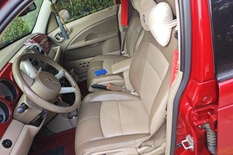 Used Chrysler PT Cruiser 2007 2.4 Left Front Seat