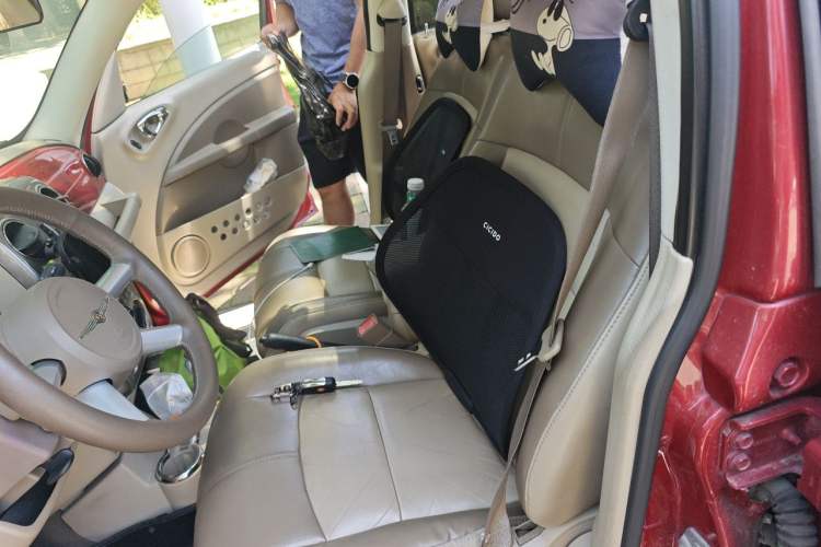 Used Chrysler PT Cruiser 2007 2.4 Left Front Seat