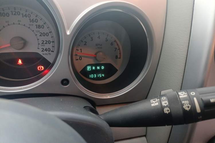 Used Chrysler PT Cruiser 2007 2.4 Odometer Close Up