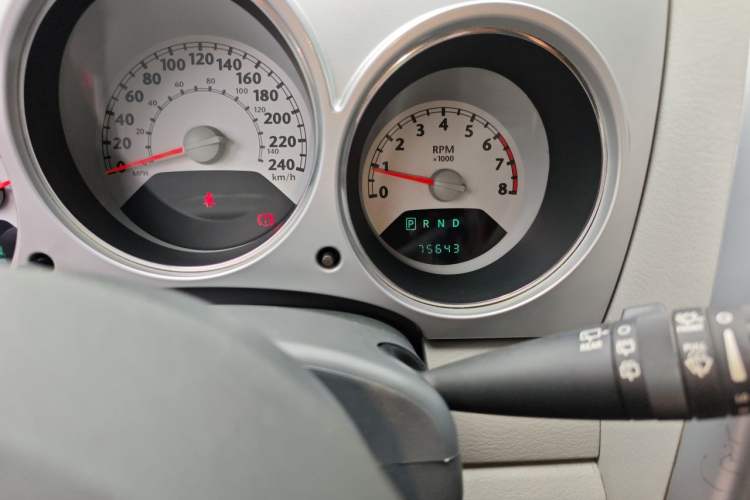Used Chrysler PT Cruiser 2007 2.4 Odometer Close Up