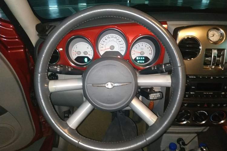 Used Chrysler PT Cruiser 2007 2.4 Steering Wheel
