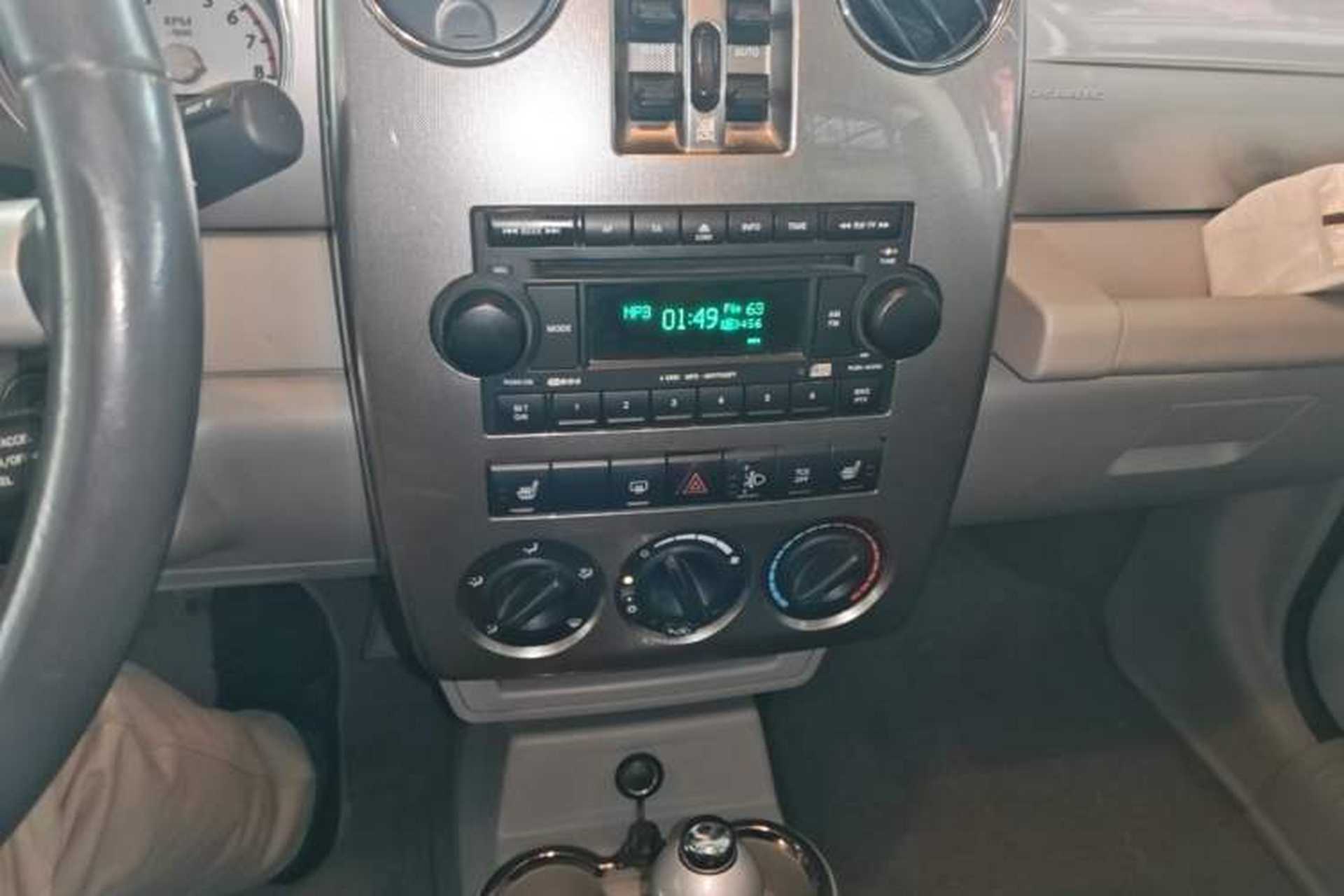 Used Chrysler PT Cruiser 2007 2.4 Audio And AC Panel