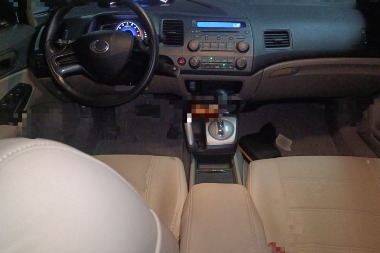Used CIIMO 2012 1.8L Automatic Center Console