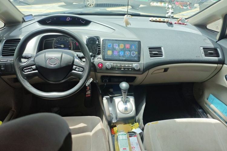 Used CIIMO 2012 1.8L Automatic Center Console