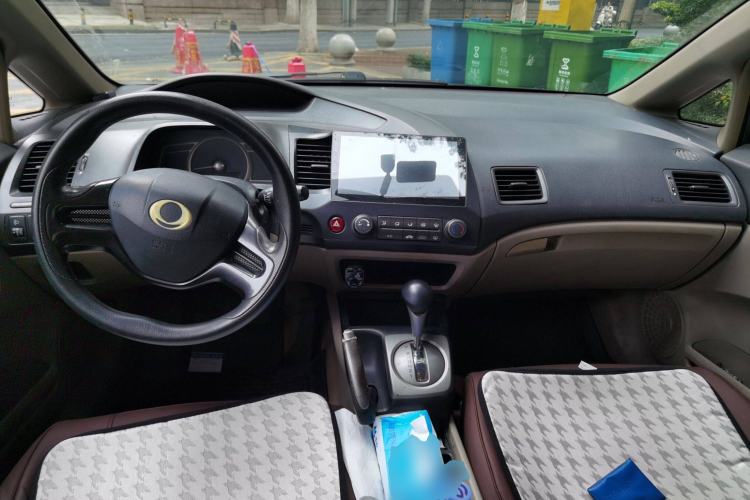 Used CIIMO 2012 1.8L Automatic Center Console