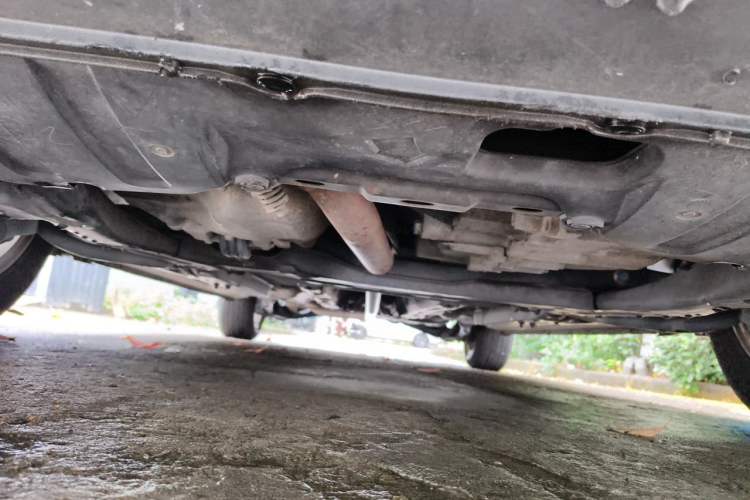 Used CIIMO 2012 1.8L Automatic Chassis Front