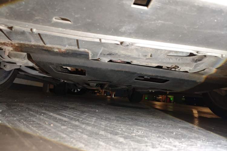Used CIIMO 2012 1.8L Automatic Chassis Front