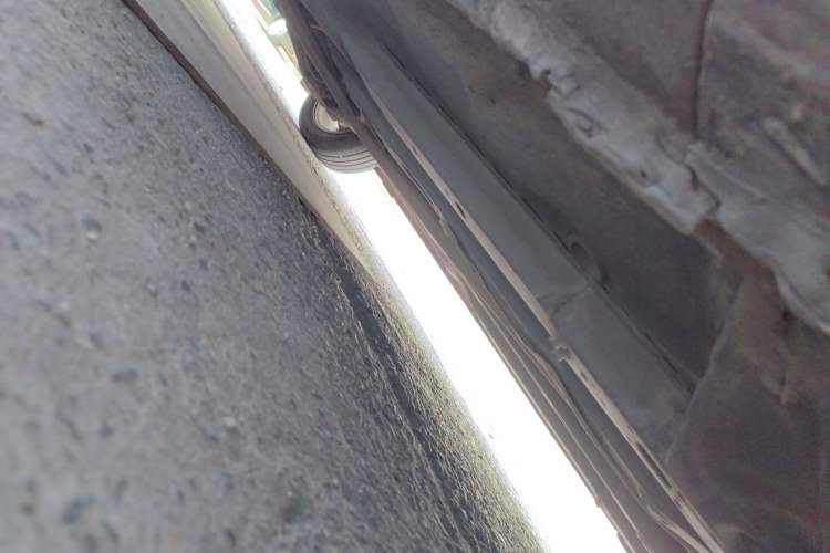 Used CIIMO 2012 1.8L Manual Chassis Front Right