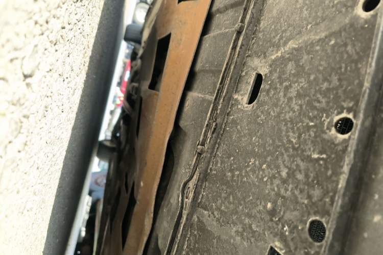 Used CIIMO 2012 1.8L Automatic Chassis Front