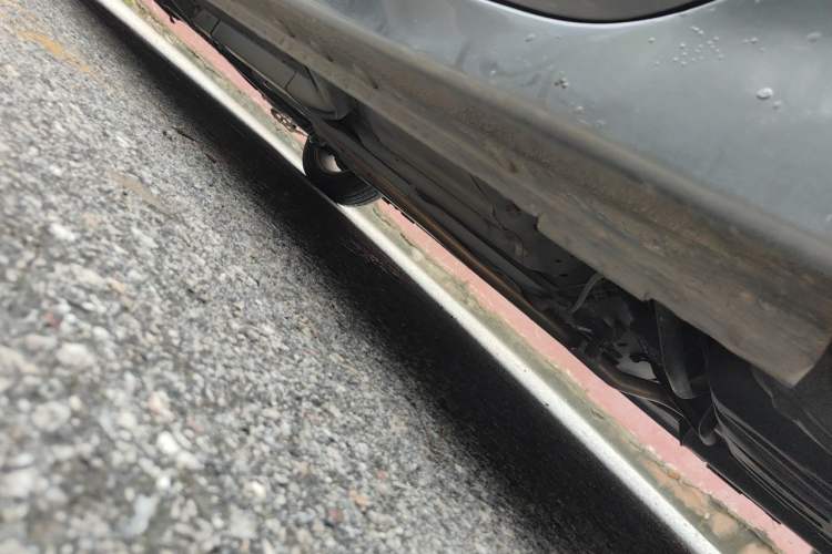 Used CIIMO 2012 1.8L Automatic Chassis Rear Left