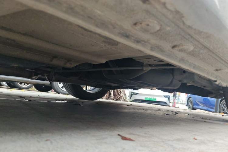 Used CIIMO 2012 1.8L Automatic Chassis Rear Left
