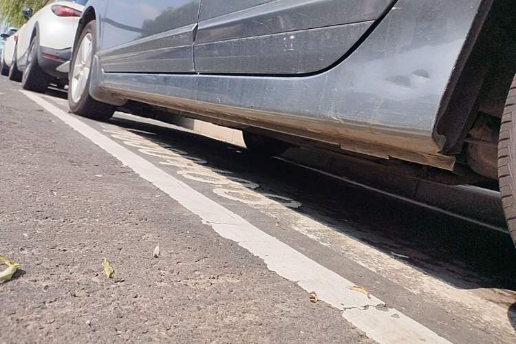 Used CIIMO 2012 1.8L Automatic Chassis Rear Left