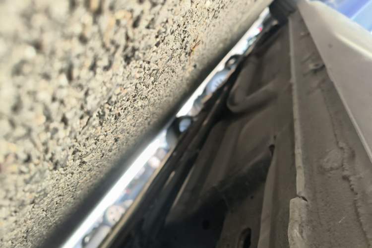 Used CIIMO 2012 1.8L Automatic Chassis Rear Left
