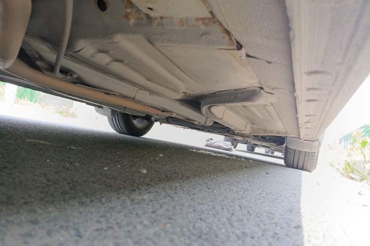 Used CIIMO 2012 1.8L Automatic Chassis Rear Right