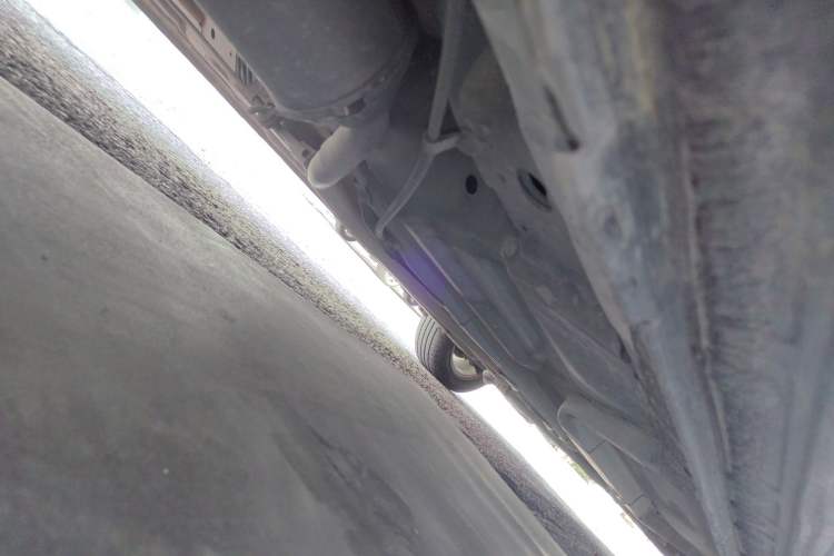 Used CIIMO 2012 1.8L Manual Chassis Rear Right