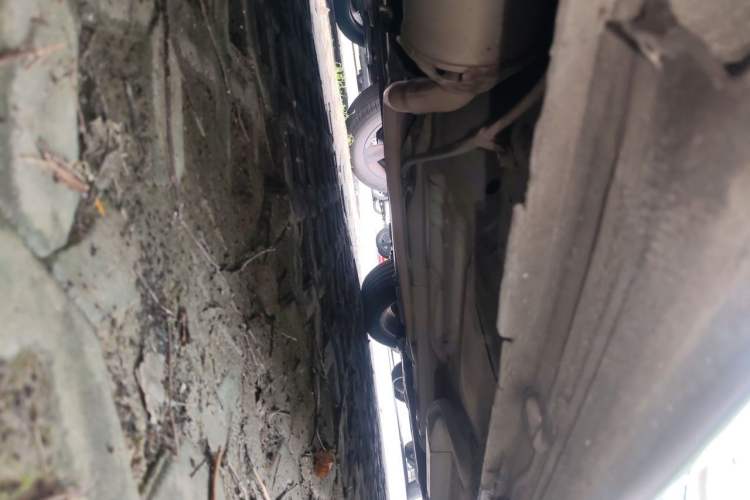 Used CIIMO 2012 1.8L Manual Chassis Rear Right