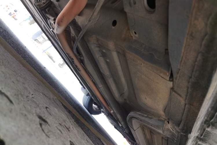 Used CIIMO 2012 1.8L Automatic Chassis Rear Right