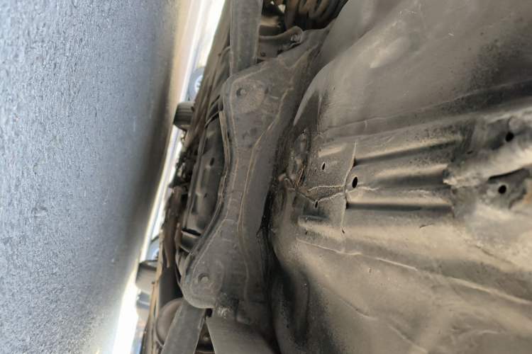 Used CIIMO 2012 1.8L Automatic Chassis Rear