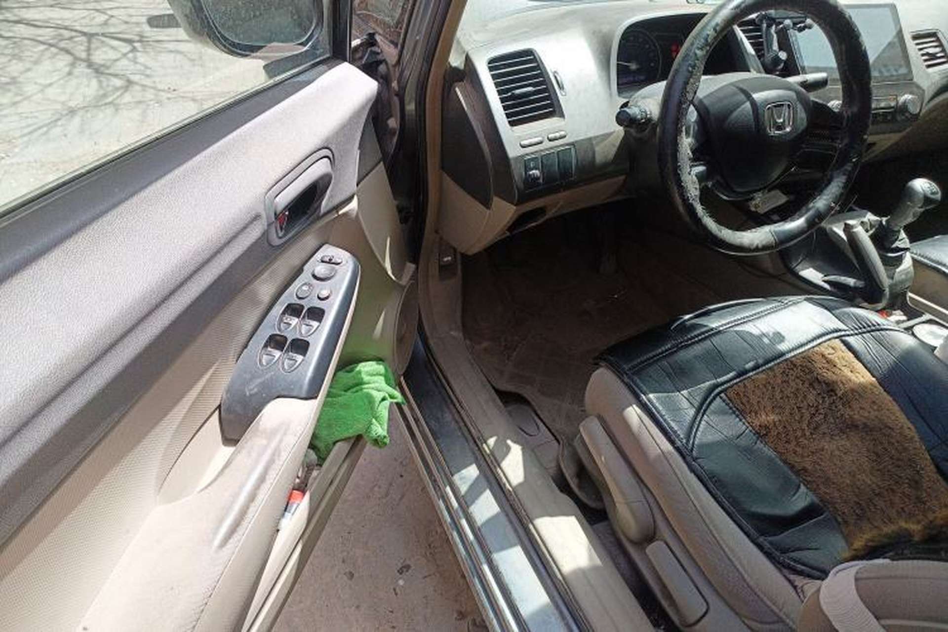 Used CIIMO 2012 1.8L Manual Driver Seat