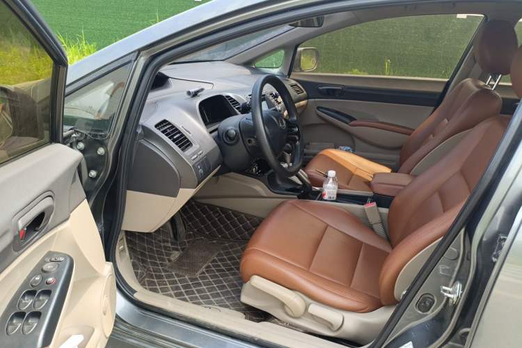 Used CIIMO 2012 1.8L Automatic Driver Seat