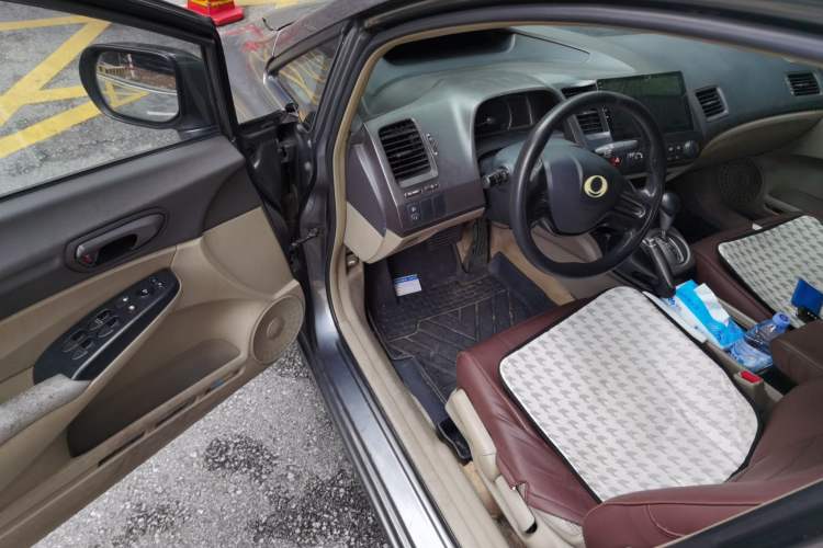 Used CIIMO 2012 1.8L Automatic Driver Seat