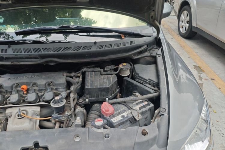 Used CIIMO 2012 1.8L Automatic Engine Bay Left