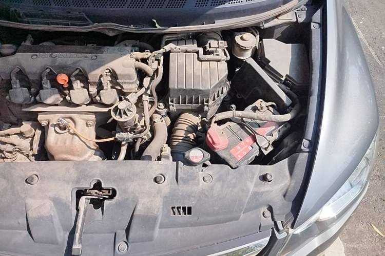 Used CIIMO 2012 1.8L Automatic Engine Bay Left