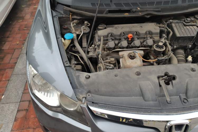 Used CIIMO 2012 1.8L Automatic Engine Bay Right